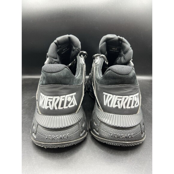 Versace Trigreca Black Men’s Size 9.5 US (42.5 EUR) NO BOX (DSU8094D18TCGD4192) main image 4